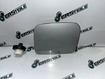 Лючок бензобака Toyota RAV4 50 aval54 2022 2QY