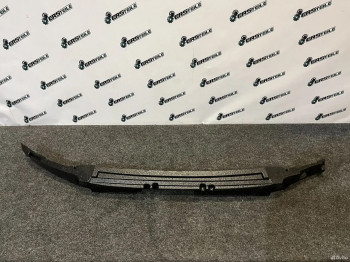 Наполнитель бампера переднего Volvo XC60 2023
