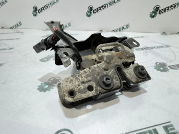 Замок капота VW Touareg GP 2008