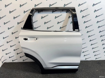Дверь задняя правая Hyundai Santa Fe 4 2020