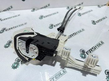 Замок двери передней левой Hyundai Santa Fe 4 2020