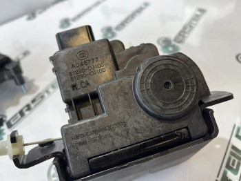 Замок крышки багажника Hyundai Tucson 3 TL
