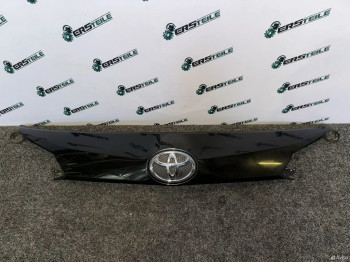 Накладка крышки багажника Toyota RAV4 40 2015-2019
