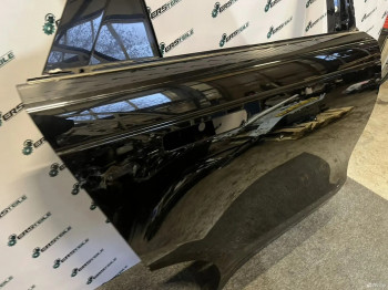 Дверь задняя правая Range Rover Velar