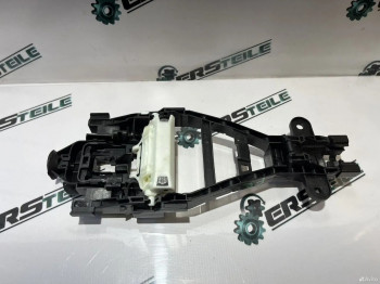 Опора ручки двери Volvo V60 2022