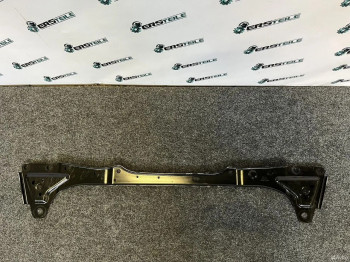 Распорка подрамника Volvo XC60 2023