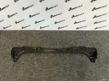 Распорка подрамника Volvo XC60 2023