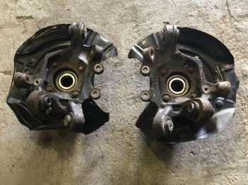 Кулак задний BMW X3 F25 X4 F26