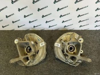 Кулак задний BMW 5 F10 520d RWD