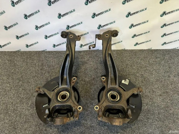Кулак передний Ford Ranger Raptor 2.0d 2021