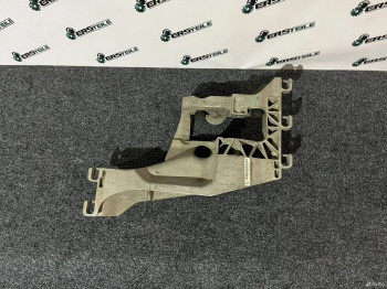 Кронштейн АКПП Land Rover Velar 2019