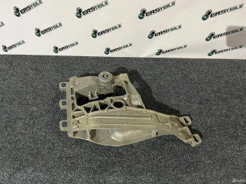 Кронштейн АКПП Land Rover Velar 2019