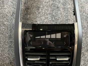 Накладка центральной консоли Volvo XC60 V60 2022