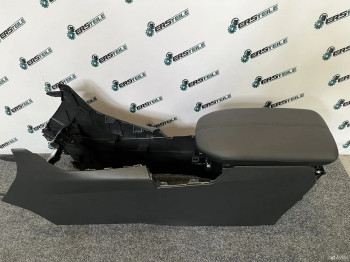 Консоль подлокотник Toyota RAV4 50 2022