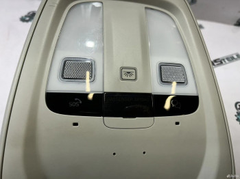 Плафон потолочный Volvo V60 2022