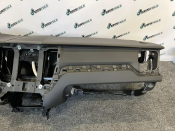 Панель передняя (торпедо) Volvo XC60 2023