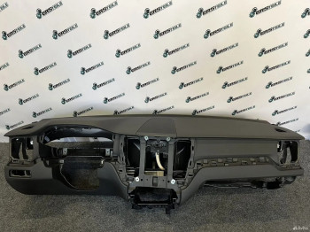 Панель передняя (торпедо) Volvo XC60 2023