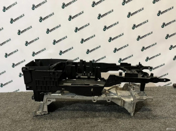 Каркас центральной консоли Volvo XC60 2023