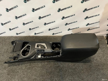 Консоль в сборе Toyota RAV4 40 AVA44 2015-2019