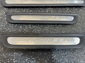 Декоративные накладки порогов Hyundai Santa Fe 4 2