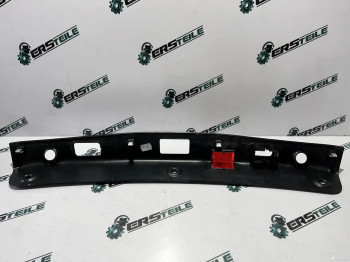 Накладка крышки багажника Mercedes W213 2020