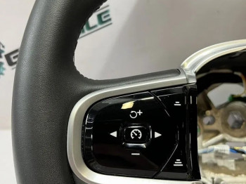 Руль Volvo V60 2022