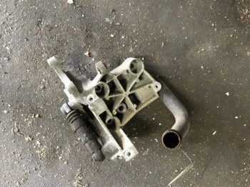 Кронштейн насоса гура VAG 3.0 TDI