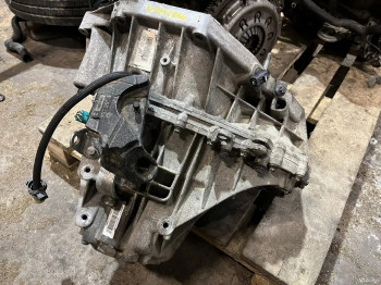 МКПП Renault Megane 3 Scenic 1.6 K4M 7701700571