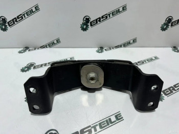 Подушка АКПП Toyota Hilux 8 2023