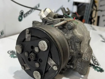 Компрессор кондиционера Honda Civic 8 1.8