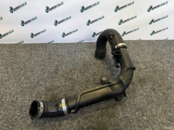 Патрубок интеркулера правый VW Skoda 1.6 - 2.0D