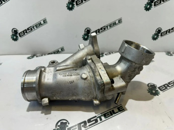 Патрубок с клапаном bypass VW Passat B8 2.0d CUA