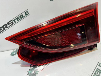 Фонарь задний правый Mazda 3 BM B45C513F0