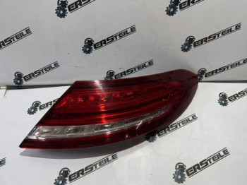Фонарь правый в крыло Mercedes W205 Coupe