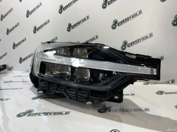 Фара правая Volvo XC60 Full LED 2023