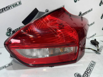 Фонарь задний правый Ford Focus III рест. LED