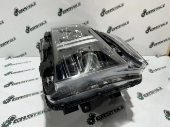 Фара правая Hyundai Santa Fe 4 TM 2020