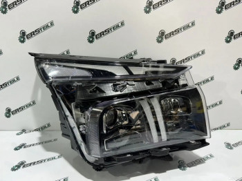 Фара правая Hyundai Santa Fe 4 TM 2020