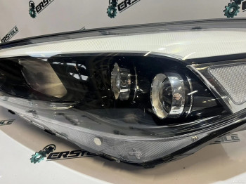 Фара левая в сборе Hyundai Tucson 3 TL