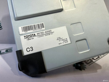 Блок системы помощи при парковке Toyota RAV4 40