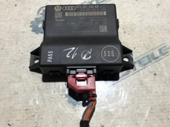 Блок Gateway Audi Q5 8R 2011