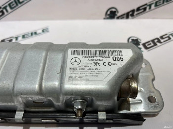 Подушка коленная Mercedes W213 W238 2017