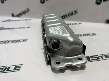 Подушка коленная Mercedes W213 W238 2017