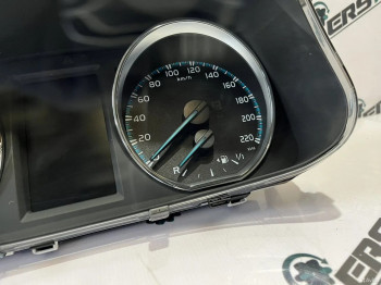 Щиток приборов Toyota RAV4 40 AVA44