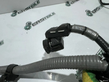 Провод стартера Toyota Hilux 8 2023