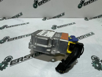 Блок SRS VW Touareg GP 2008