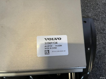 Батарея среднего напряжения Volvo V60 2022