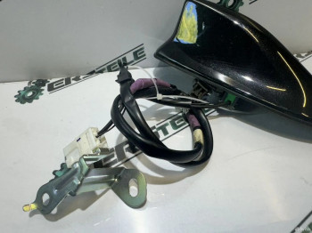 Антенна плавник Toyota RAV4 40 2013-2019