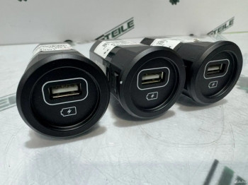 Разъем USB Hyundai Santa Fe 4 2020