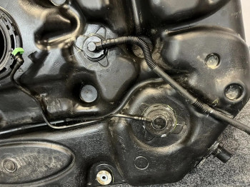 Топливный бак Toyota RAV4 50 axal54 2.5 2022